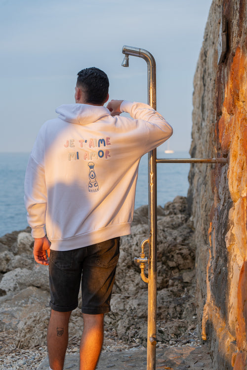 Pull AMOR Blanc