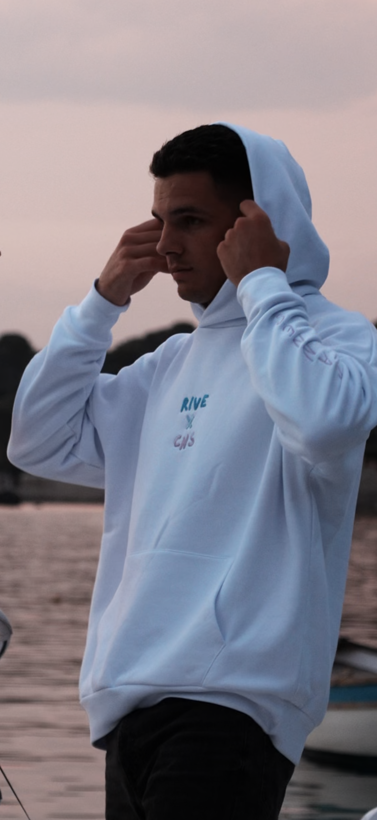Pull AMOR Blanc